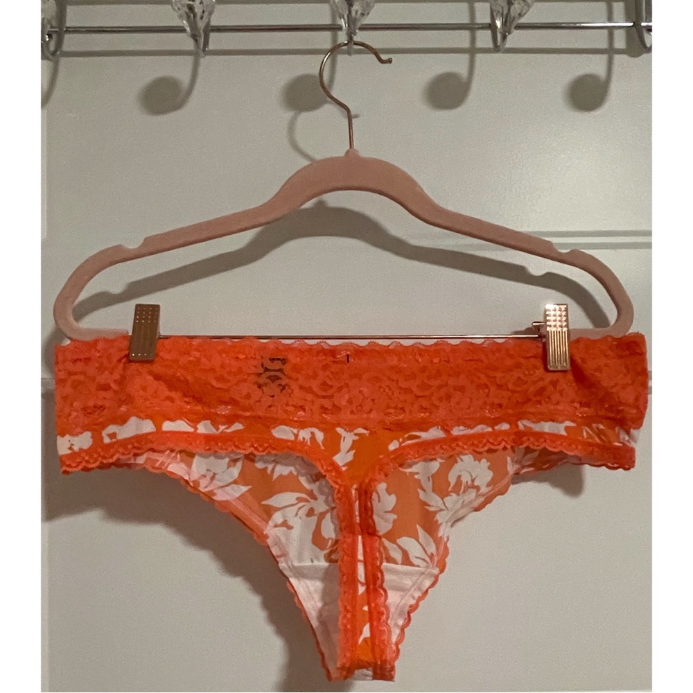 Torrid Coral Floral Bra (40DDD) and Thong (1X) Set NWT - Picture 6 of 12